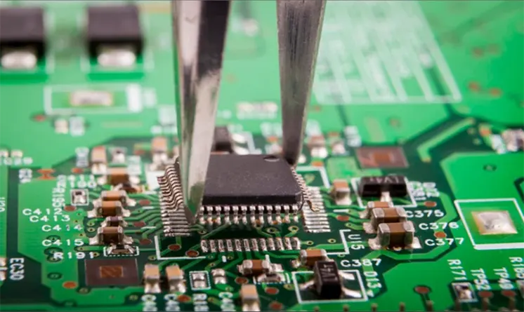 Surface Mount Technology Circuit Boards